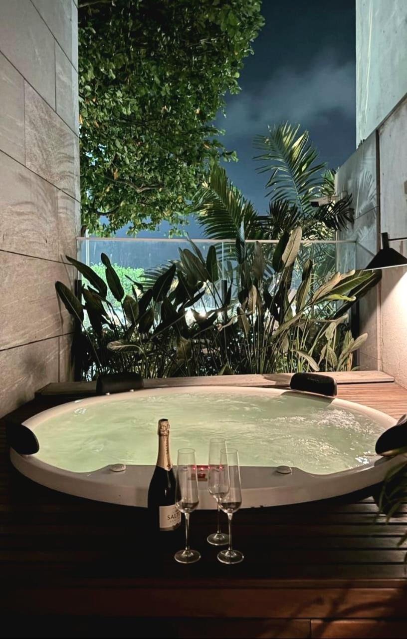Luxo A Beira Mar Com Jacuzzi Particular